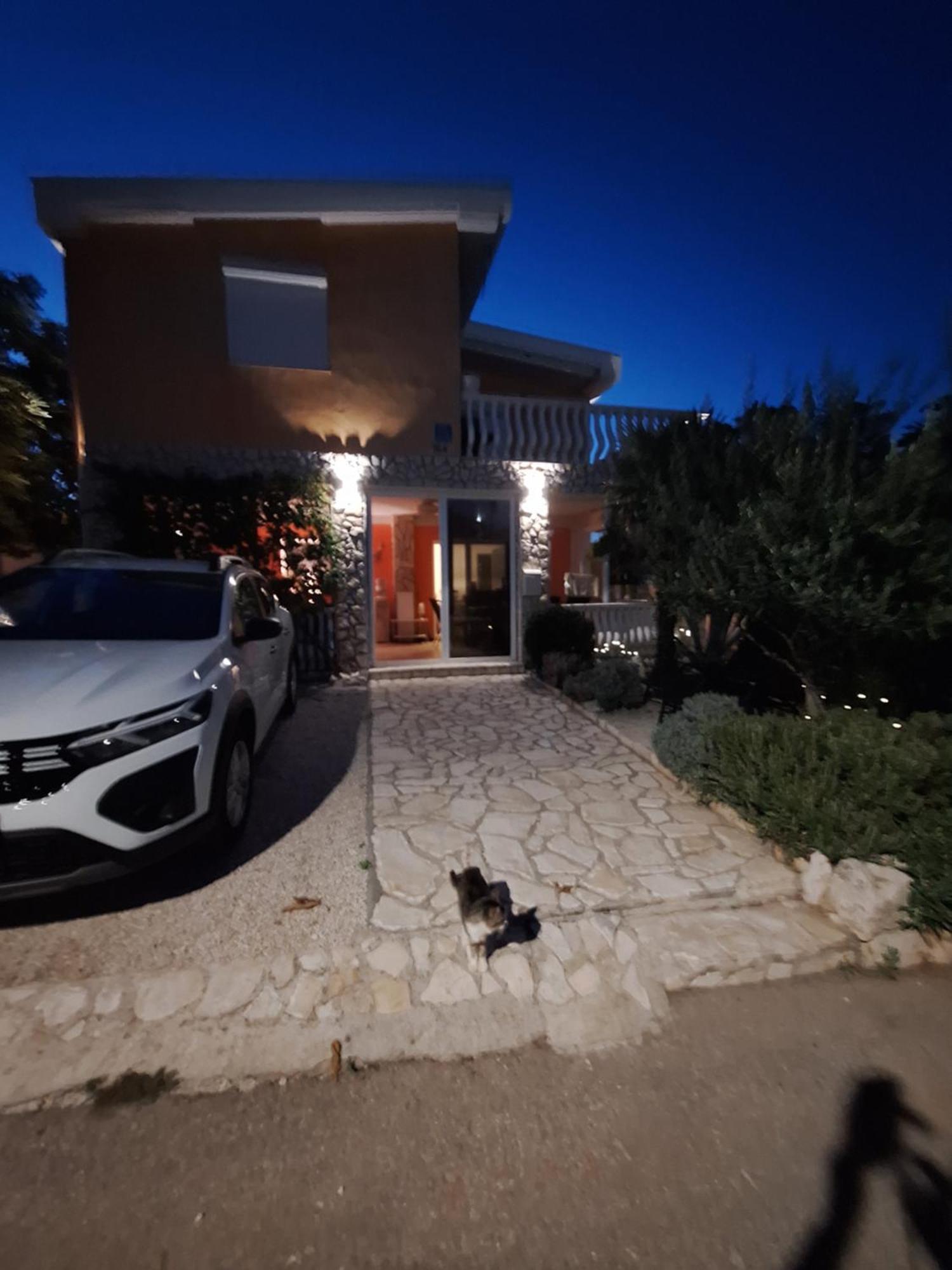 Apartmani Marijanovic Vir Exterior photo
